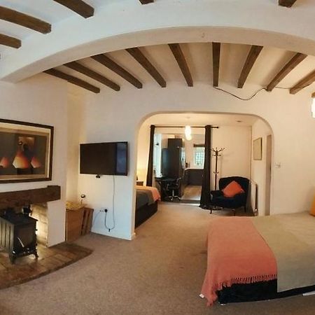 Апартаменты King St Cosy - Wood Stove & Ice Maker Лафборо Экстерьер фото